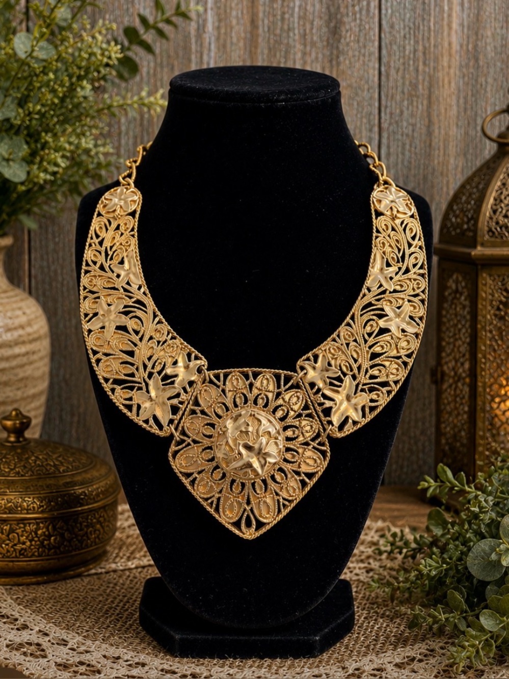 JOSE BARRERA for Avon 18k Plated Vintage “Falling Leaves” Cleopatra Bib Necklace
